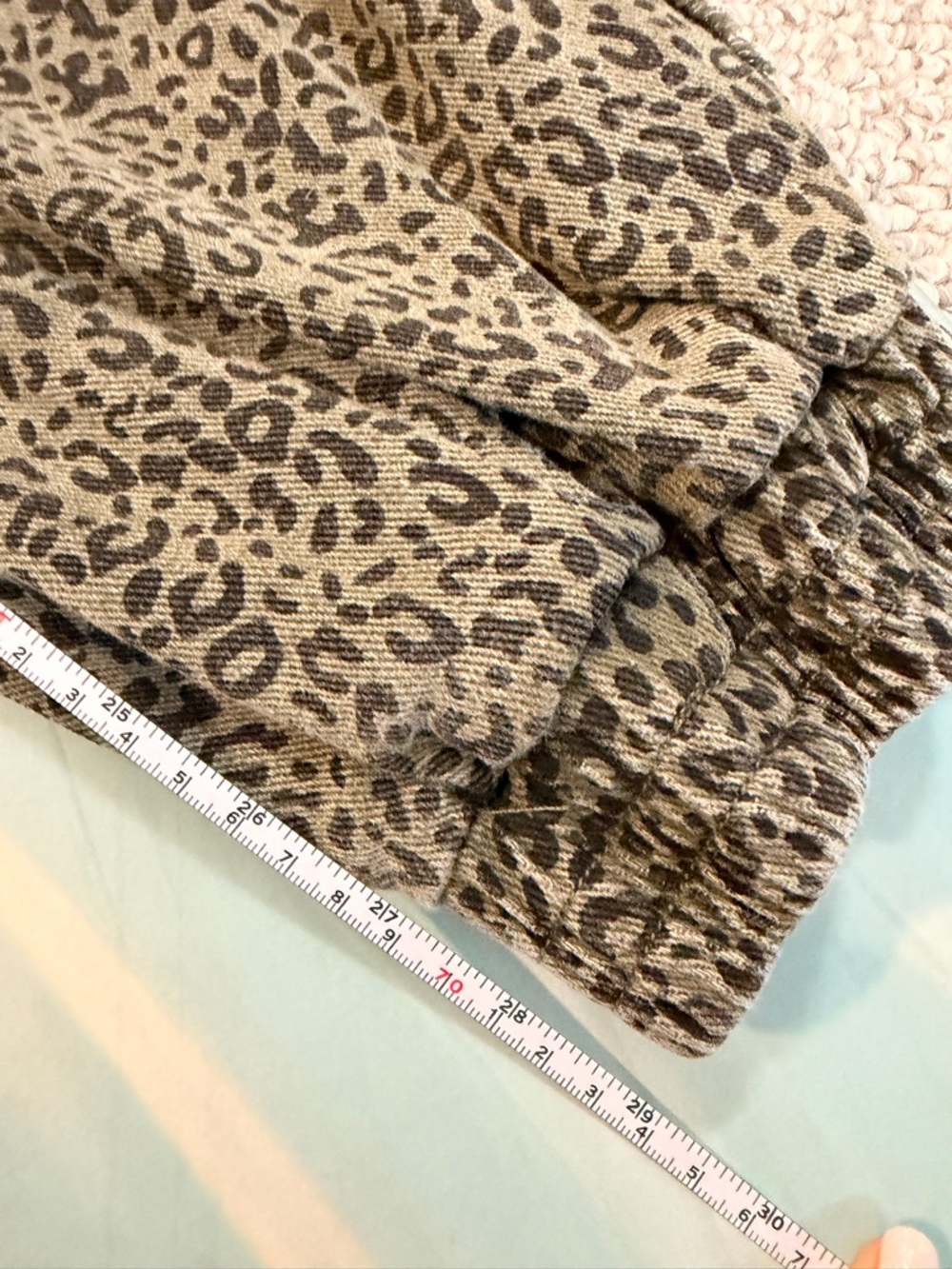 POL Green Leopard Print Jogger Pants with Crochet Pockets - small NWOT - Picture 11 of 11